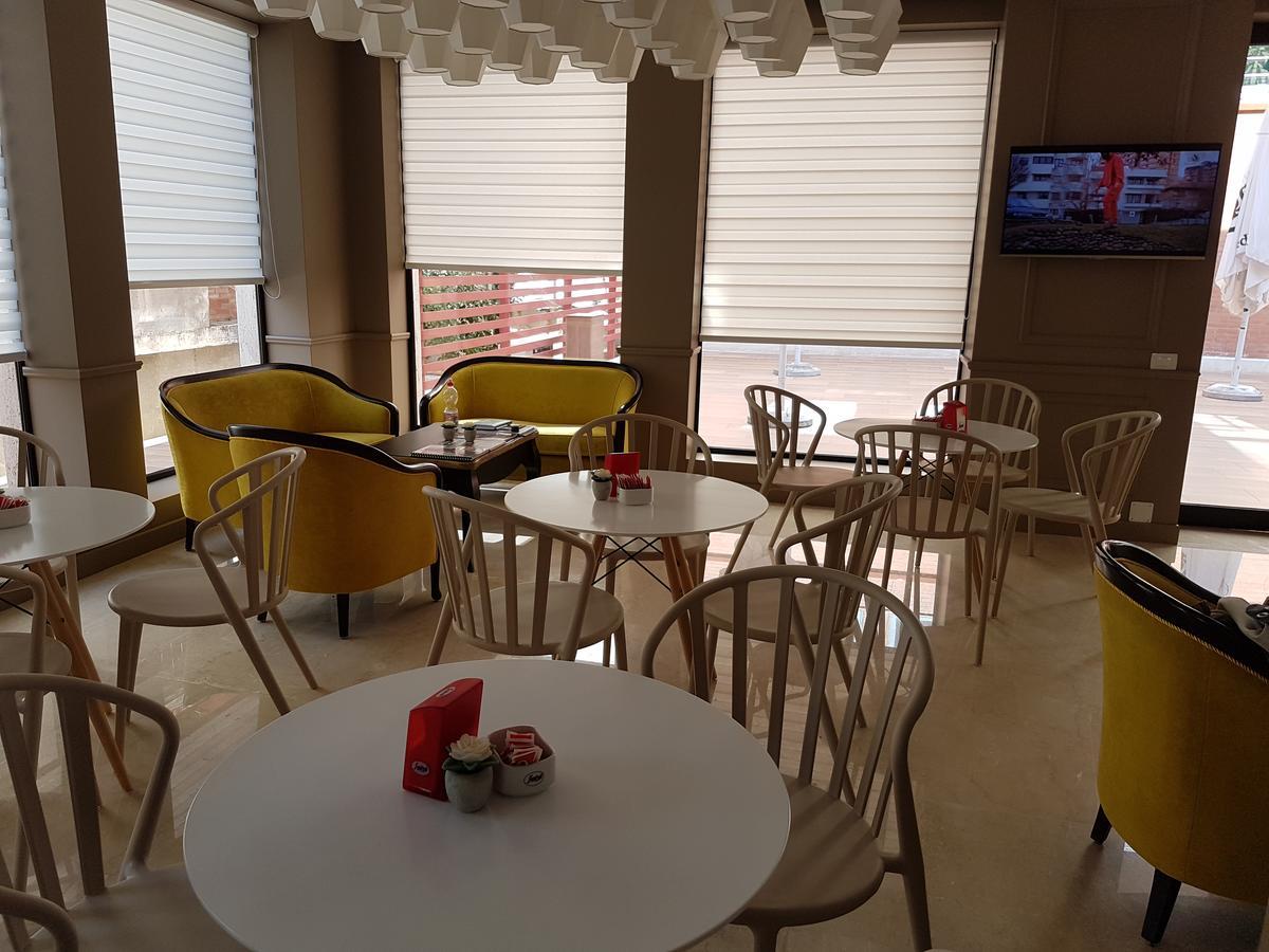 Hotel de Charme Tirana Buitenkant foto